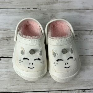 Unicorn shoes SZ 6/7 capelli New York Faux Fur Kids Shoes